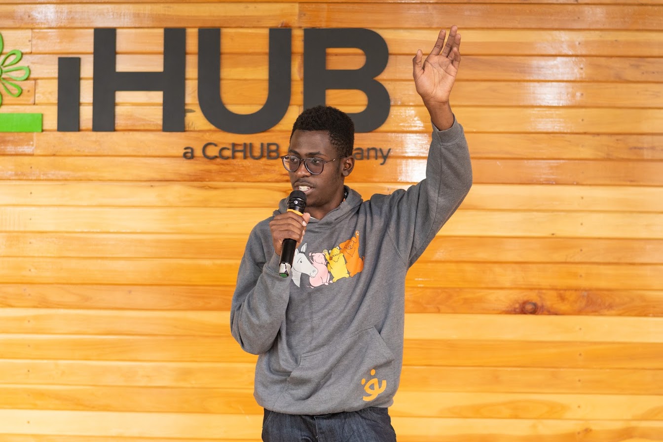 Kristian Onjala speaking at iHub
